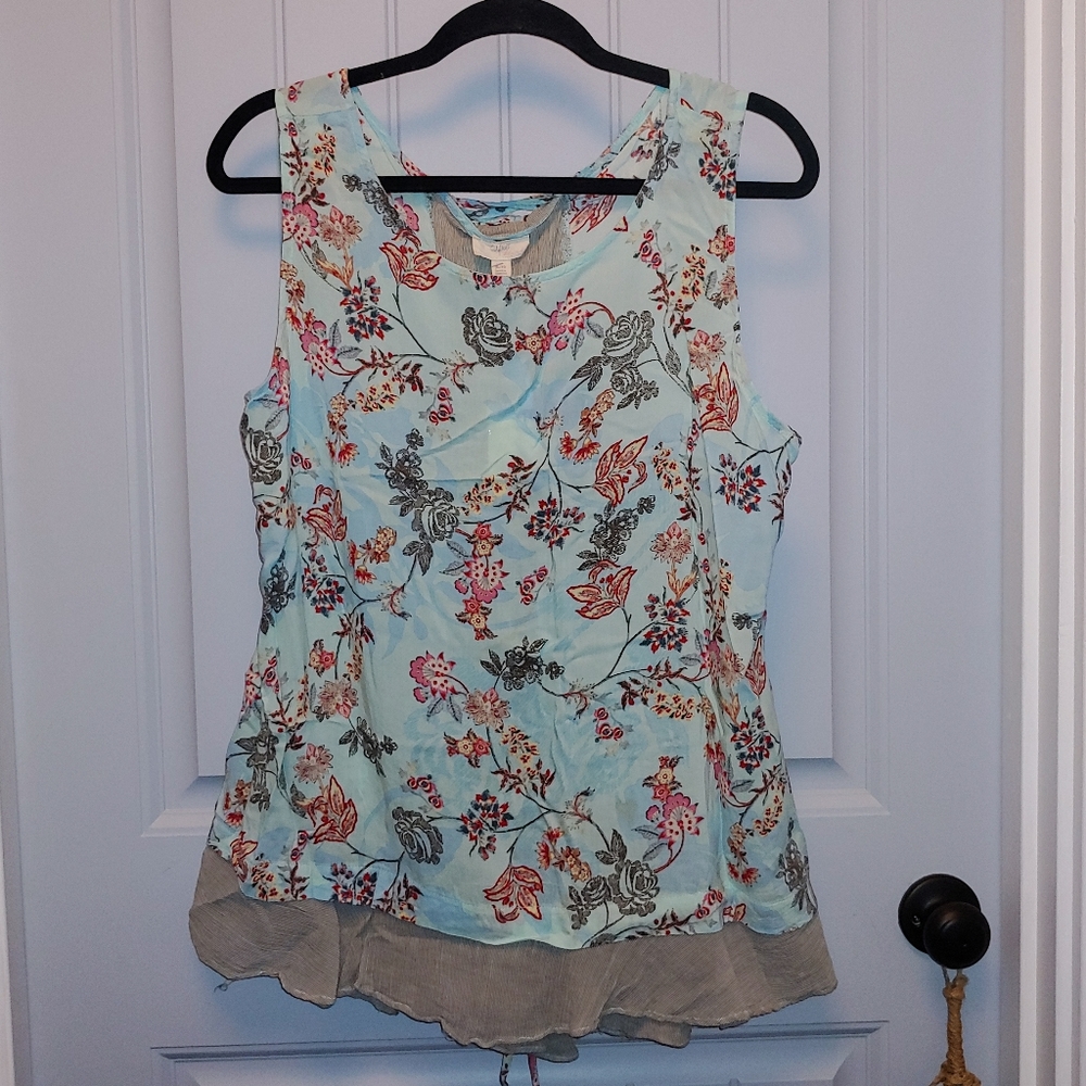 BOHO style floral top with partial lace up back